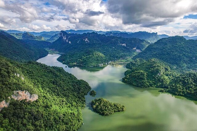 Free Lake Mountains photo and picture